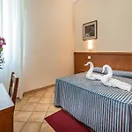 Szálloda Real