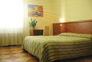 מלון Real 3*