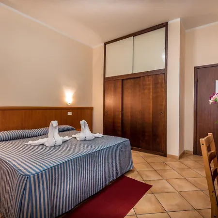 Real Hotell 3*